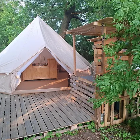 Luksusowy namiot Glamping Duebener Heide Bad Schmiedeberg